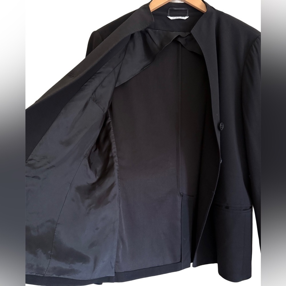 MaxMara Black Minimal Collarless Wool Blazer - Picture 9 of 14